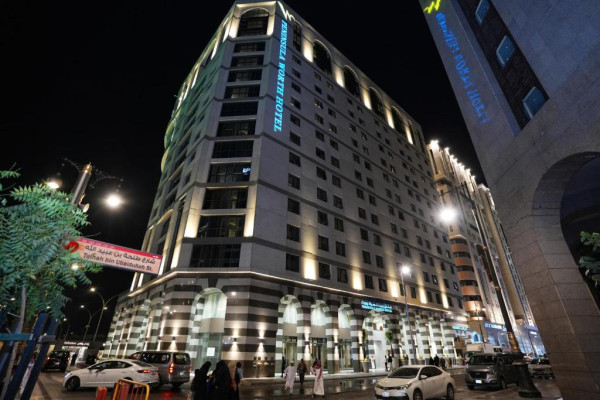 Peninsula Worth Hotel
